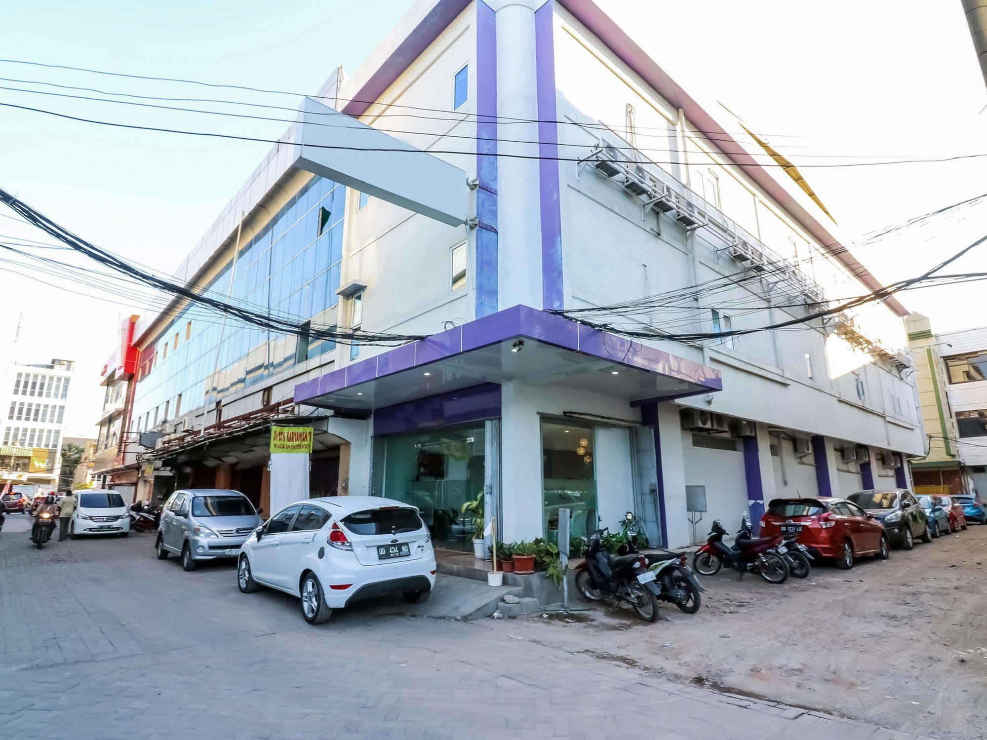 Nida Rooms Makassar Ahmad Yani Exterior foto